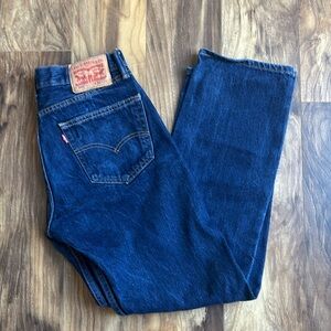 Men’s Levi Jeans 32 x 32 like new only warn once.